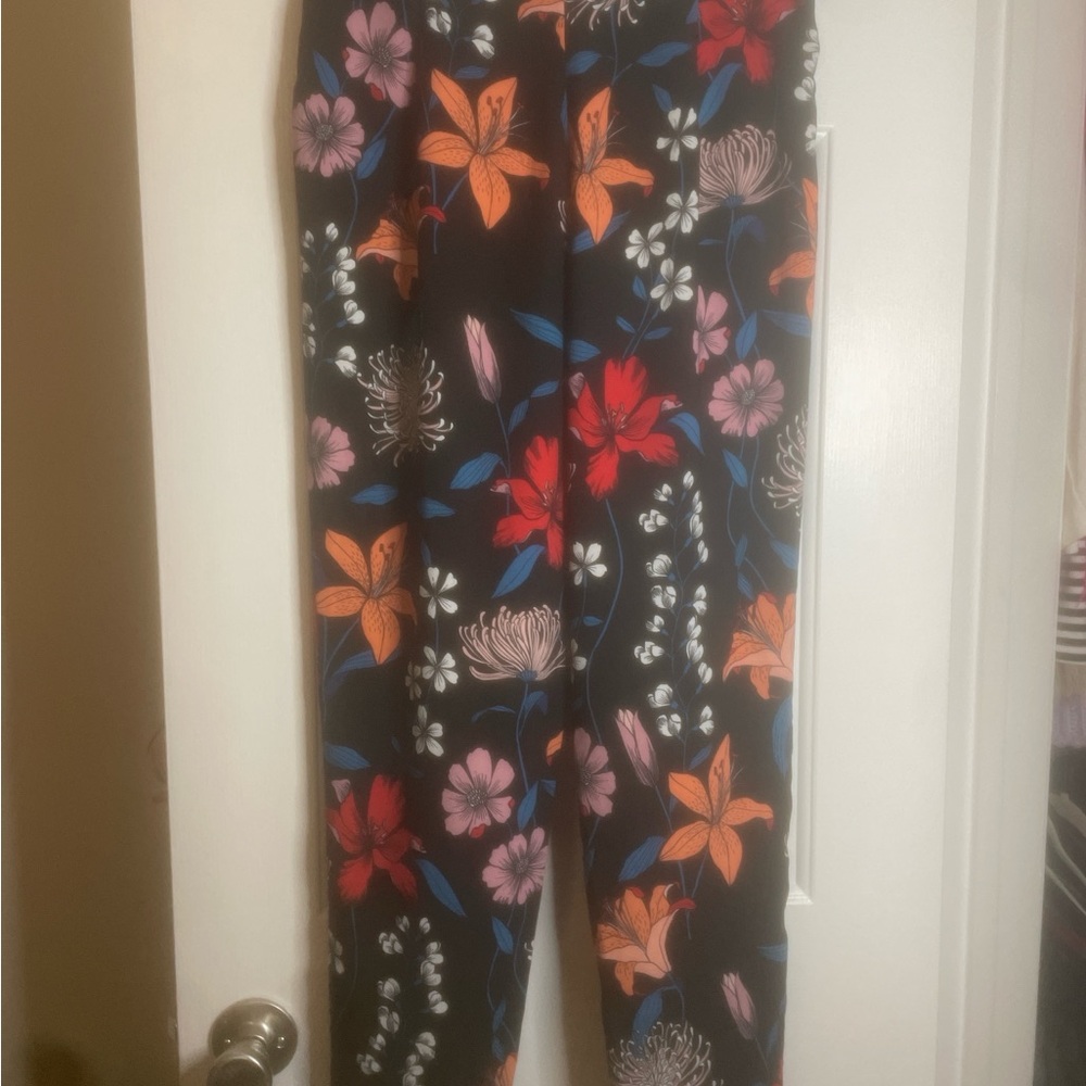 Who What Wear Black Floral Pants